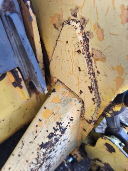 Unc 750 ( locust, unc 060) - 11