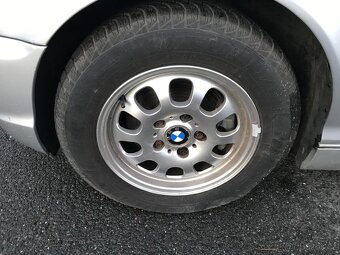 BMW 318d Touring Facelift E46 - 11