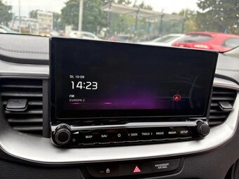 Kia Cee´d, 1,4TGDI 103kw Exclusive + NAV - 11