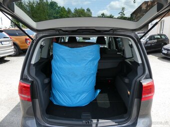 Volkswagen Touran 1.4 TSi 103kW 7.míst, serviska - 11