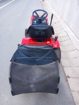 Prodám zahradní traktor MTD 12.5/76 - 11