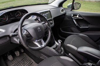 Peugeot 208 1.2 PureTech Style - 11
