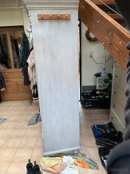 Starožitné skříně - 11