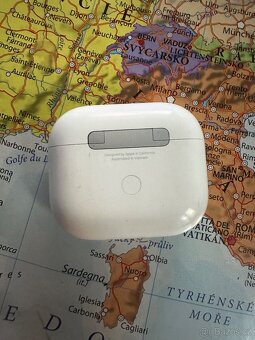 Apple iPhone 11 Pro 64GB Silver + Apple AirPods 3 - 11