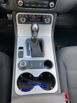 VW TOUAREG 3.0TDI 150kW, 12/2013, PODVOZEK NA PRUŽINÁCH  - 11