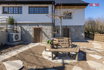 Prodej rodinného domu, 167 m², Račice, ul. Račice - 11