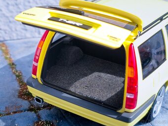 Volvo 850 T5R 1:18 Autoart - 11