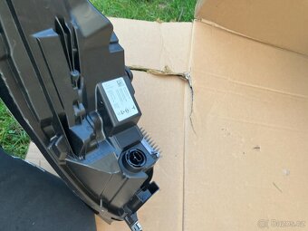 TESLA 3 Y 21- svetlo leve FULL LED prave svetla - 11