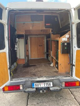 Obytný vůz Iveco 2,8TD 3512 Daily - 11