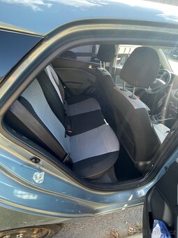 Hyundai i20 - 11