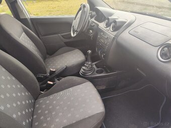 Ford fiesta - 11