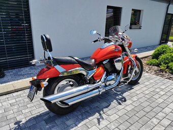 Suzuki m 800 Intruder - 11