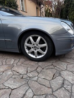 Mercedes Benz w211 - 11