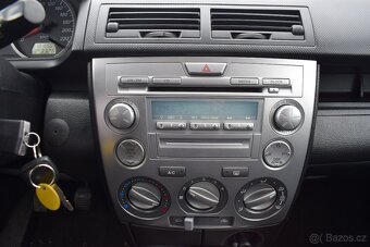 Mazda 2 1,4 i PO SERVISU,SUPER STAV - 11