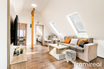 Pronájem byty 3+kk, 75 m2 - Nové Město na Moravě - Studnice - 11