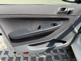 Škoda Fabia Combi 1.4 MPI 55 kW - 11