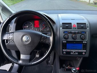 Volkswagen Touran 2.0 TDI 103kw - Klima,Navi - 11