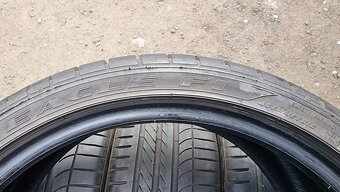 Letní pneu 225/35/18 Good Year - 11