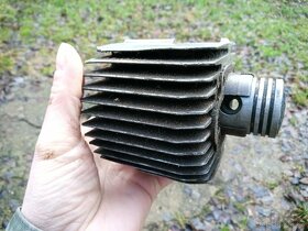 JAWA 50 PIONÝR/ VÁLEC S PÍSTEM - 11