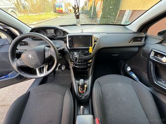 Peugeot 208 1.6 HDI - 11