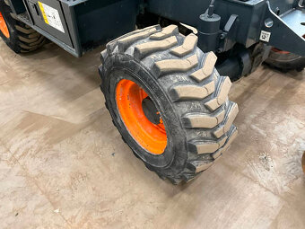 Prodám kolový minibagr  Bobcat E 57W - 11