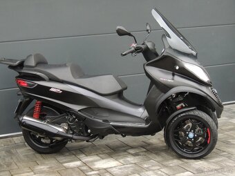 PIAGGIO MP3 500 HPE 2021 ABS ASR ZPÁTEČKA ,,B" řidičák - 11