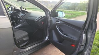 Focus III 1.6 77kw 2012 Titanium Combi - 11