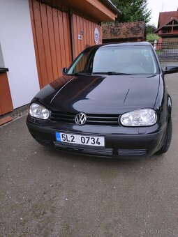 VW Golf IV 1,4 16V  55kW rok 1999 - 11