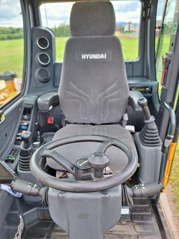 Kolesový otočný bager Hyundai 55w-9a robex - 11