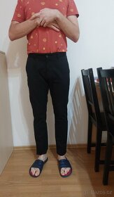 Pánské černé chinos kalhoty Reserved slim fit vel. 31 - 11