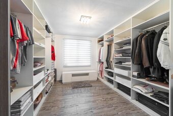 Prodej rodinného domu 240 m², pozemek 917 m² - Kaplice - 11