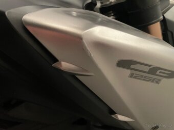Honda CB 125 R Neo Sports Café 2021 - 11