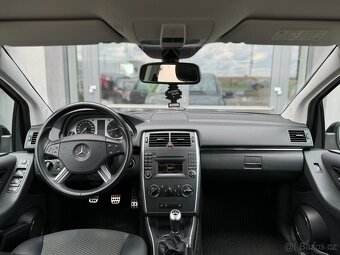 Mercedes-Benz Třídy B 200 100kW AVANTGARDE TOP STAV - 11