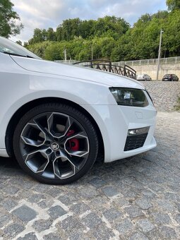 Škoda Octavia RS 2.0 TDI 135 kW DSG Challenge Packet - 11