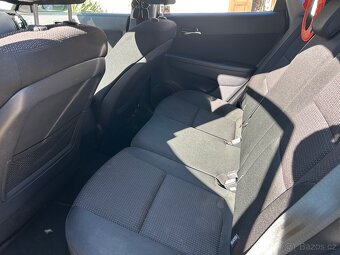 Hyundai i30 1.4 - 11