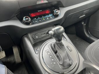 Kia Sportage 2.0 CRDI 100kw 4x4 AWD Automat - 11