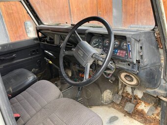 LAND ROVER DEFENDER 2,5D 9MÍST 1989 - 11