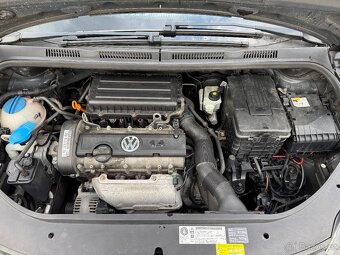 Volkswagen Golf Plus - 11