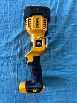 Dewalt 20V Max Job Site Spotlight  LED Lights Nové Na Prodej - 11