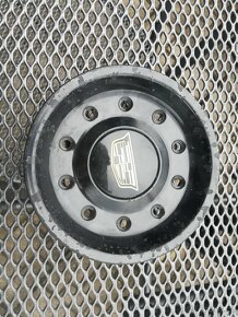 Středový kryt kola na Cadillac, prumer 16 cm - 11