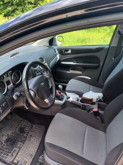 Ford Focus II 1.6 74 kw - 11