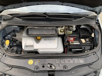 Renault Grand Espace Dynamique 2.0T 125kw - 11