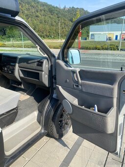 Vw t4 Multivan 2.5 TDi syncro 4x4 - 11