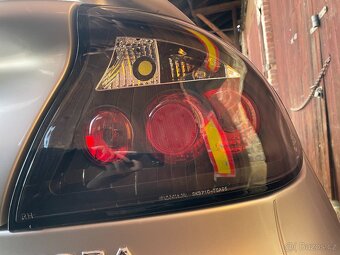 Opel Tigra ,,A" 1.4i 16V 66kW rok 2000 Náhradní díly - 11