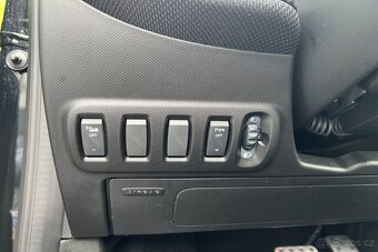 Prodám Smart Fortwo EQ Cabrio Passion JBL - 11