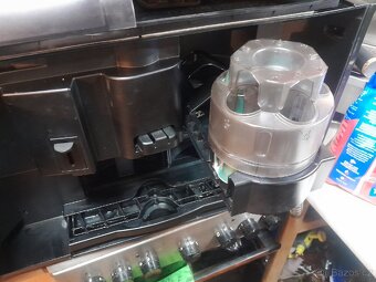 Kávovar Miele CVA-3650 Nespresso - 11