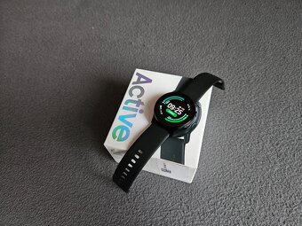 Chytré hodinky Samsung Galaxy Watch Active40mm černé krásné - 11