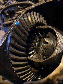 BMW 3er E46 330i diferenciál poměr 2,93 manuál - 11