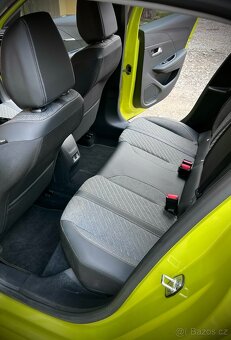 208 ALLURE PureTech 100 EAT8 - 11