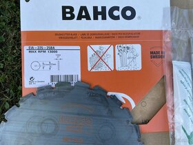 Lesní křovinořez Husqvarna 545 FXT, nový - 11